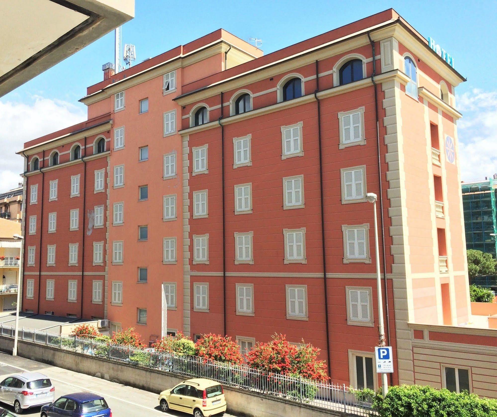 Hotel Sud Est By Fam Rossetti Lavagna Ngoại thất bức ảnh